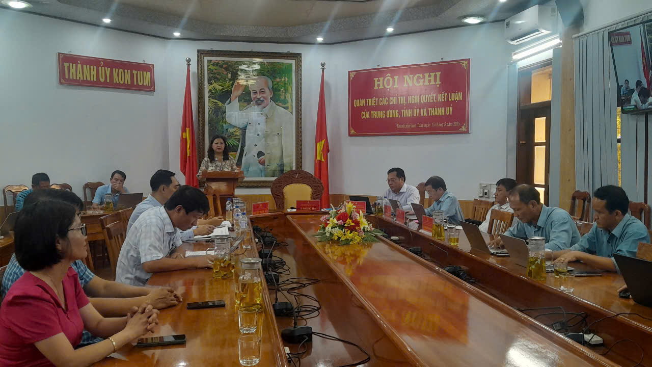 Hội nghị quán triệt, phổ biến các chỉ thị, nghị quyết, kết luận của Trung ương, Tỉnh ủy, Thành ủy quý II/2025